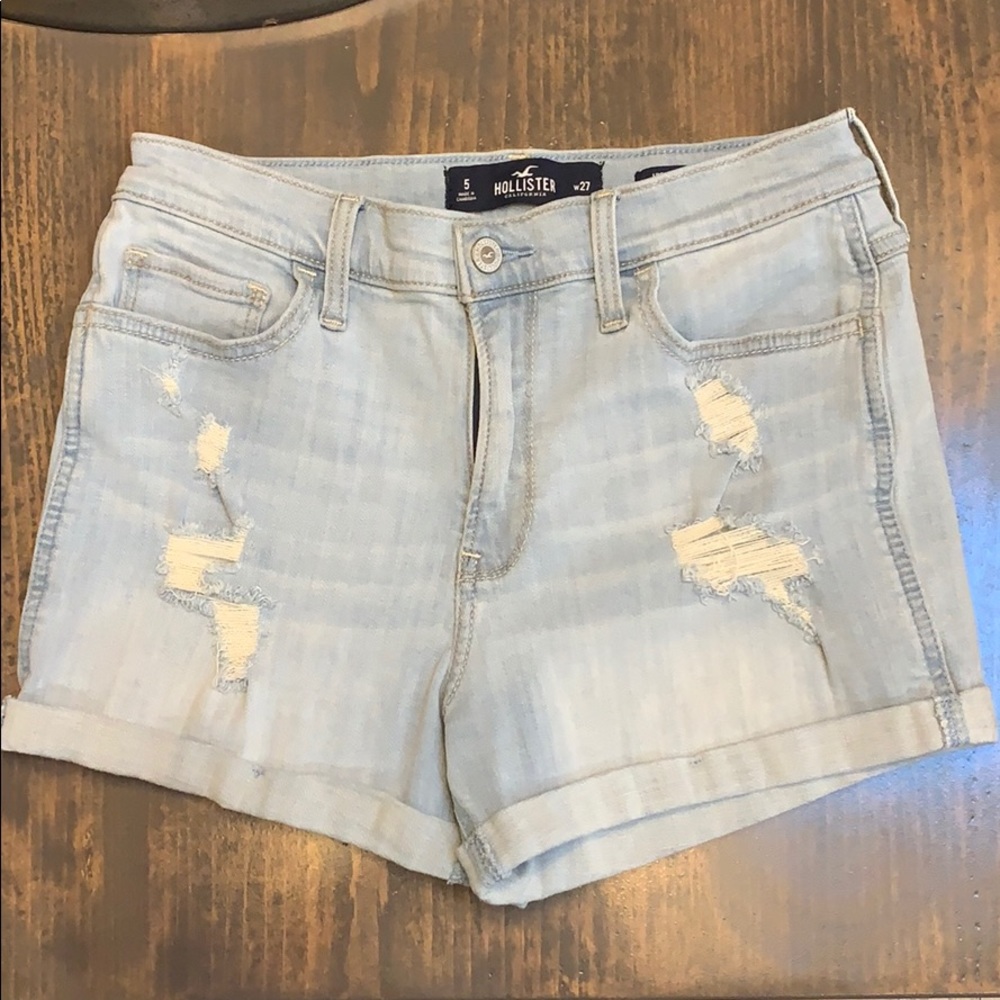 Hollister high rise shorts💙